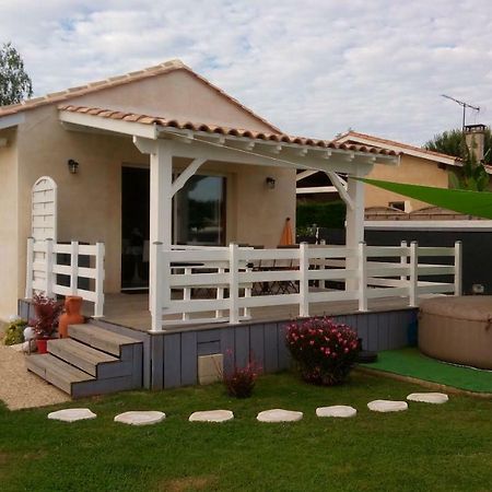 La Riviere Villa Pujols  Luaran gambar