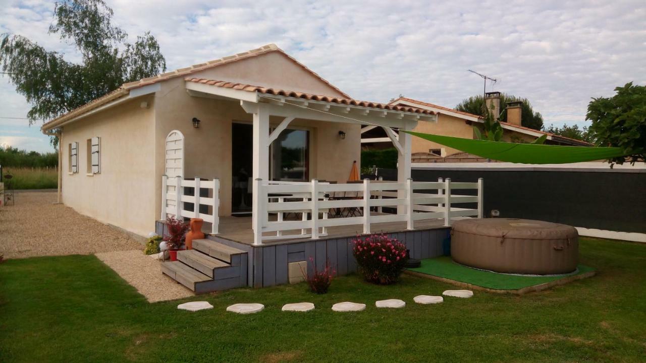 La Riviere Villa Pujols  Luaran gambar